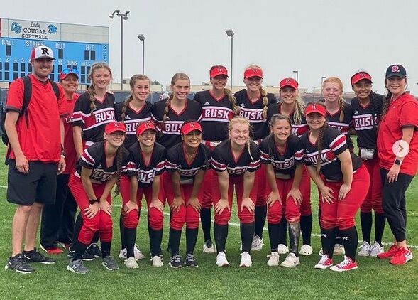 Lynn's timely hits lead Lady Eagles to victory in Game 1 of playoff series